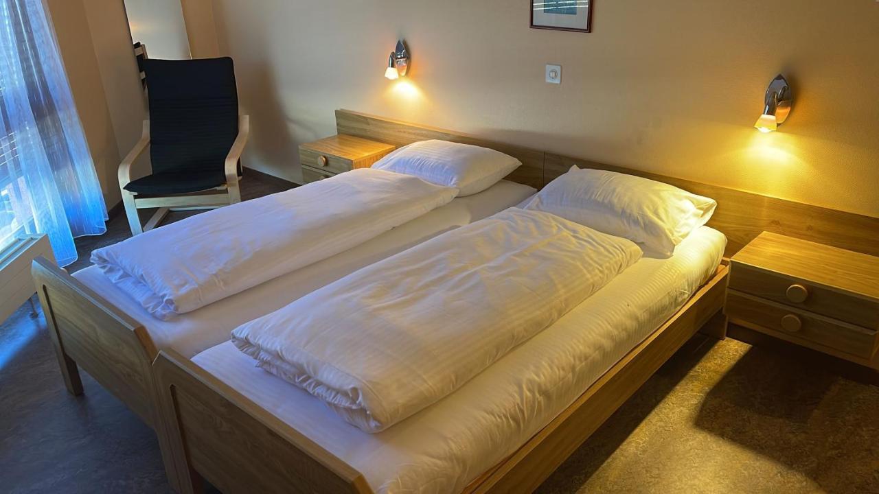 Hotel Edirol Vouvry Exteriör bild